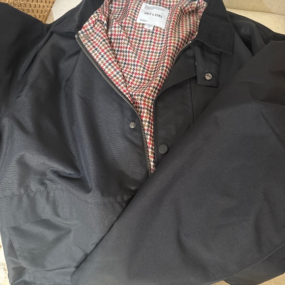 Only & Sons black jacket - Picture 1 of 4